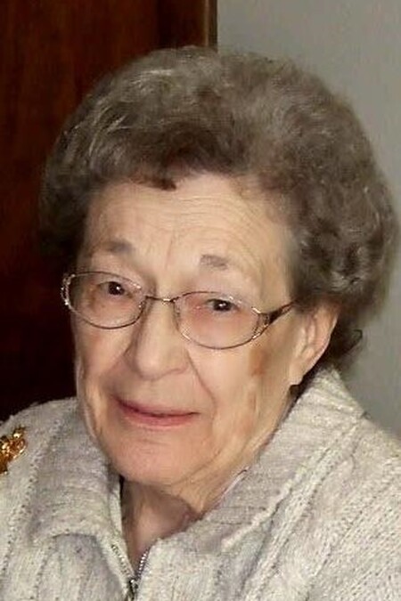 Edna M Riggs Obituary Musccatine IA Nichols Bewley Funeral 
